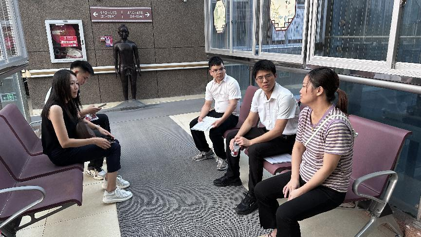 一场特殊的“赴约”：当客户被困在医院，海港人寿深圳分公司把理赔服务送进了病房