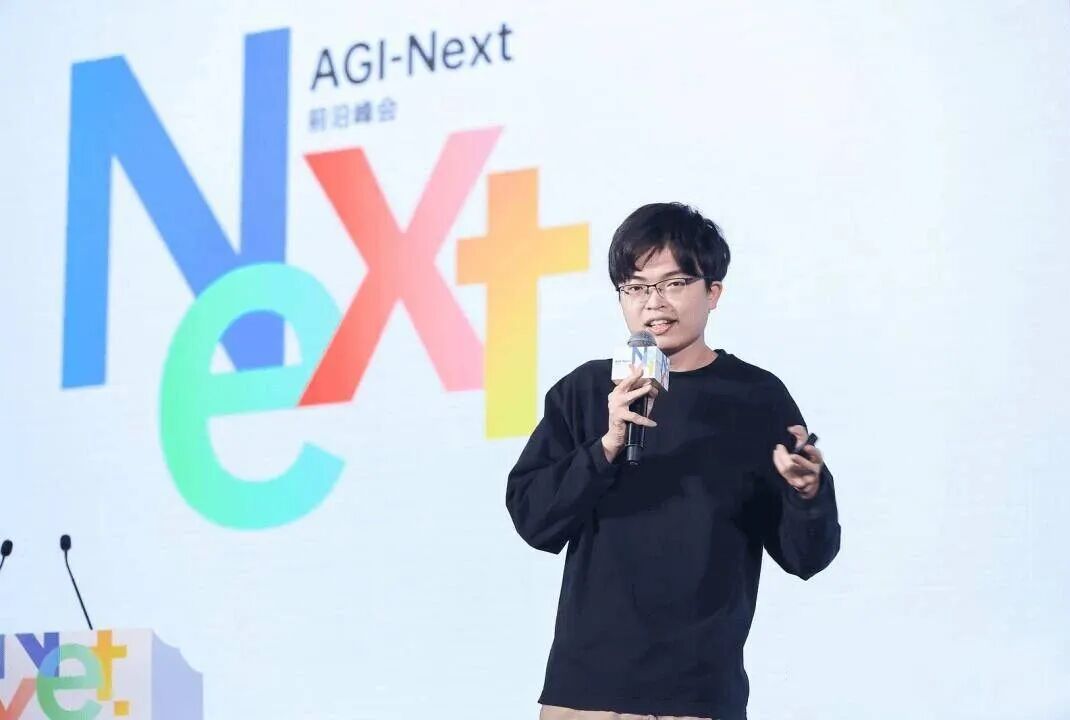 35岁魔咒失效,中年人逆袭掌权AI革命?