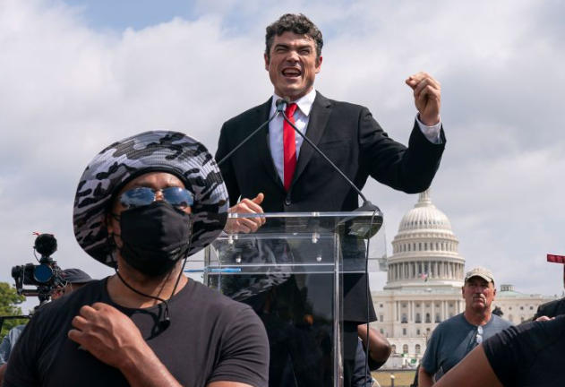 美媒爆料:美国反战高官辞职前见了万斯