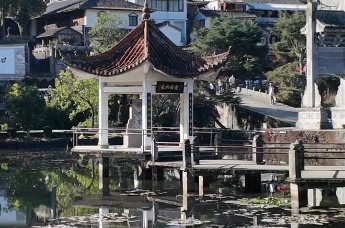 楹联中国行（63）丨马帮驮来百年书香：一座边陲图书馆的世纪传奇
