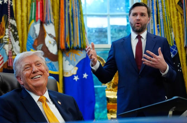 万斯怼记者：我知道你想在我和特朗普之间打入楔子