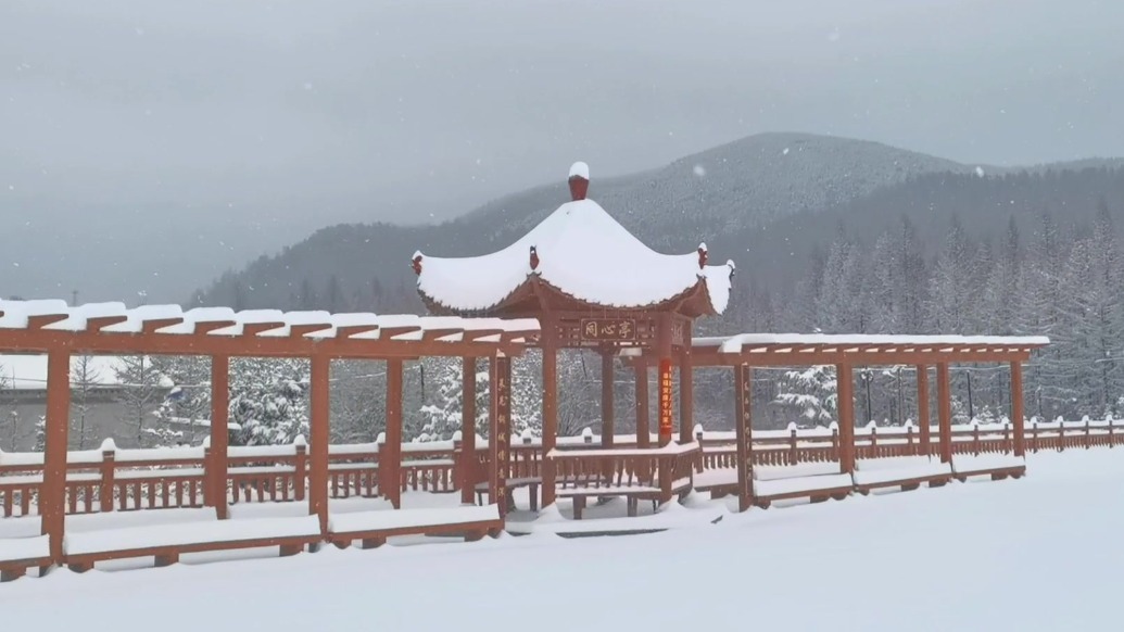 水墨太子山：一雪覆林海　丹青入静峦