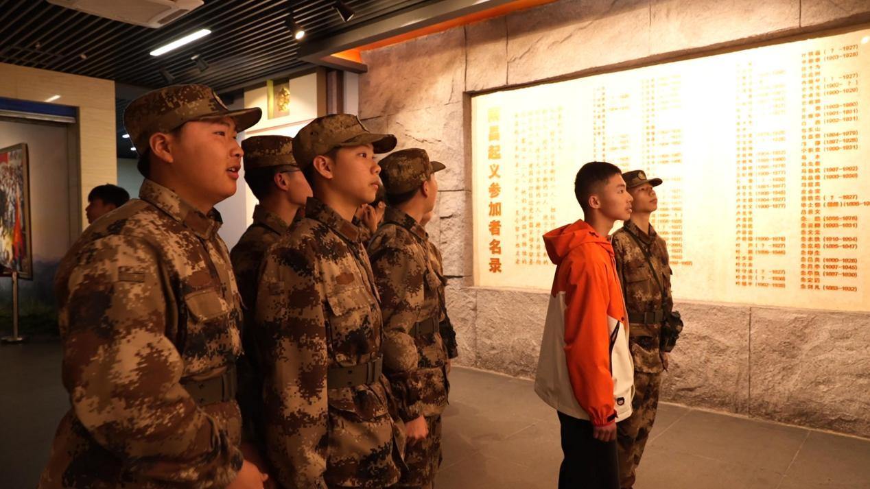 南昌向远轨道技术学校“我的八一行”红色研学活动圆满举行