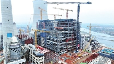 赣州：塔吊林立，项目建设忙（图）