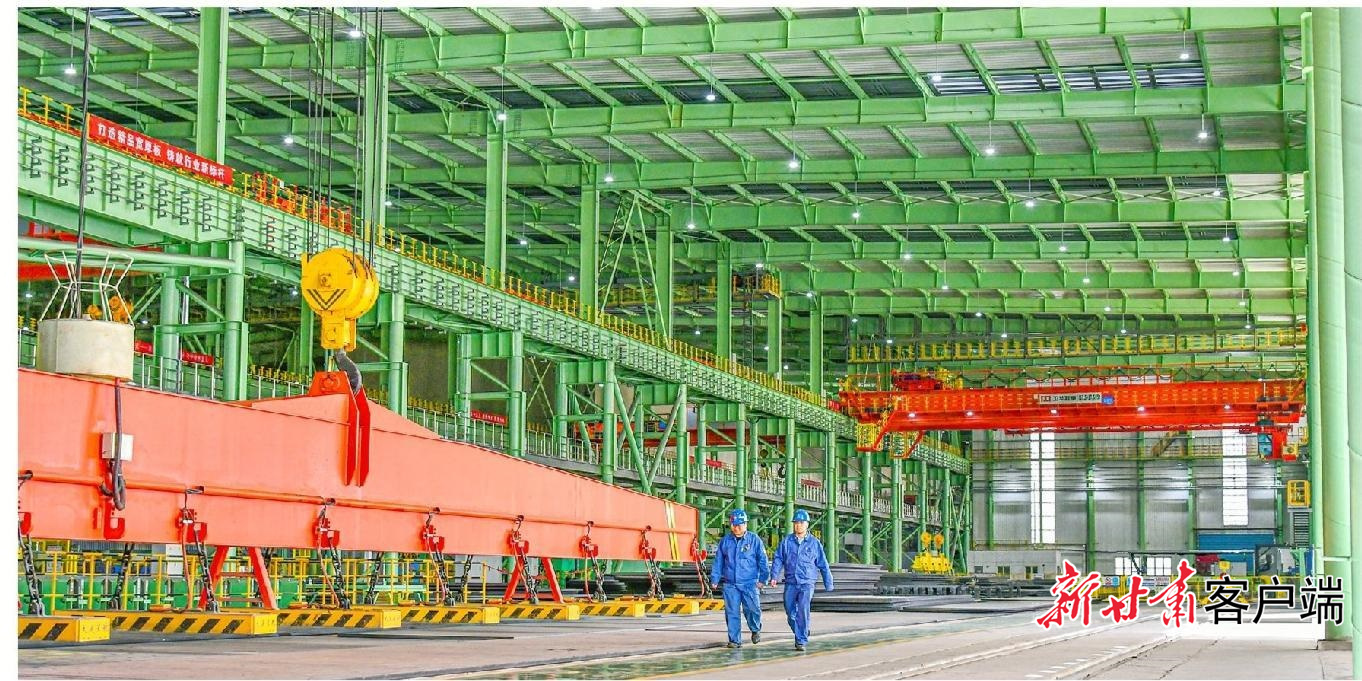 酒钢集团宏兴宏博新材料公司生产车间 新甘肃·甘肃日报通讯员 信树勋 摄