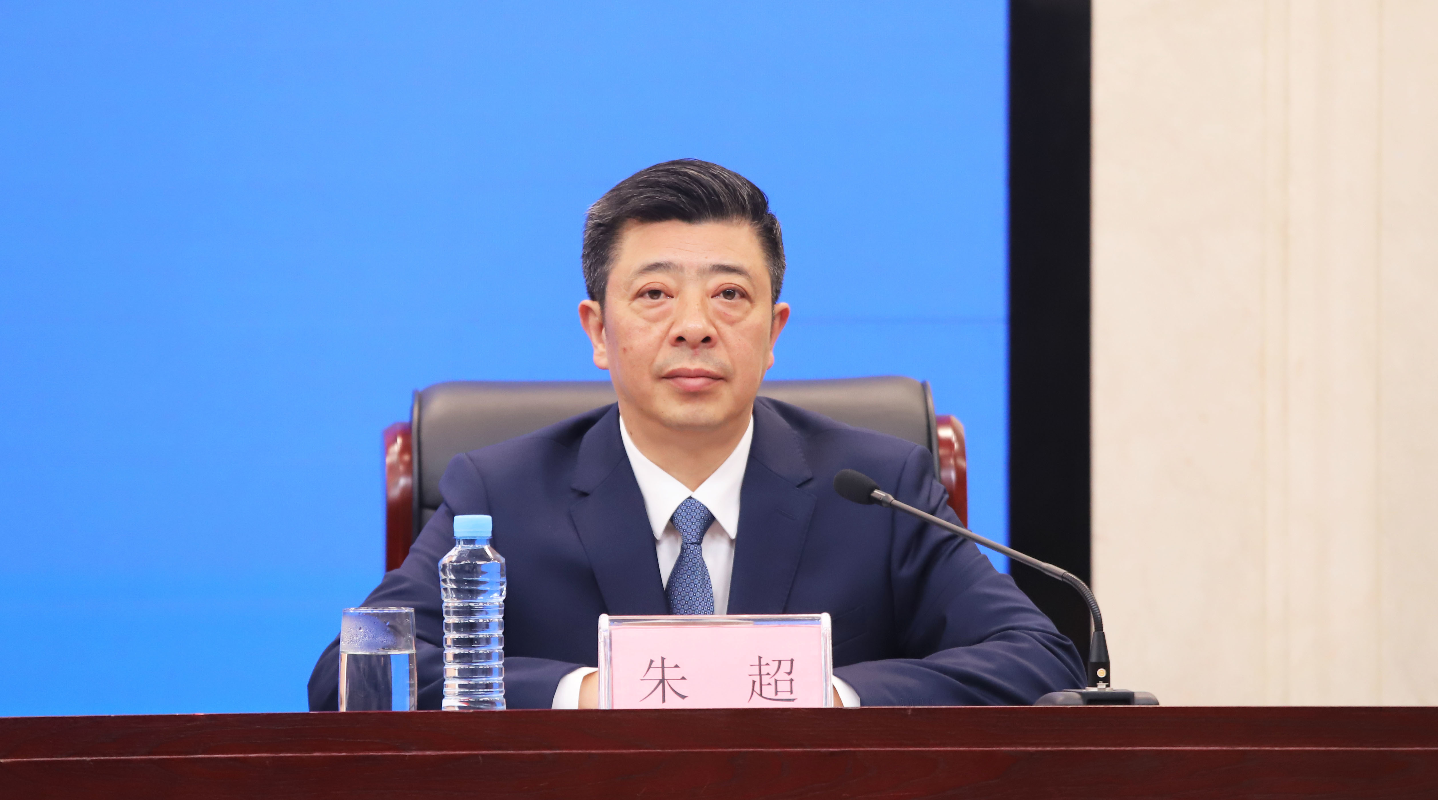 永修县委副书记、县长朱超