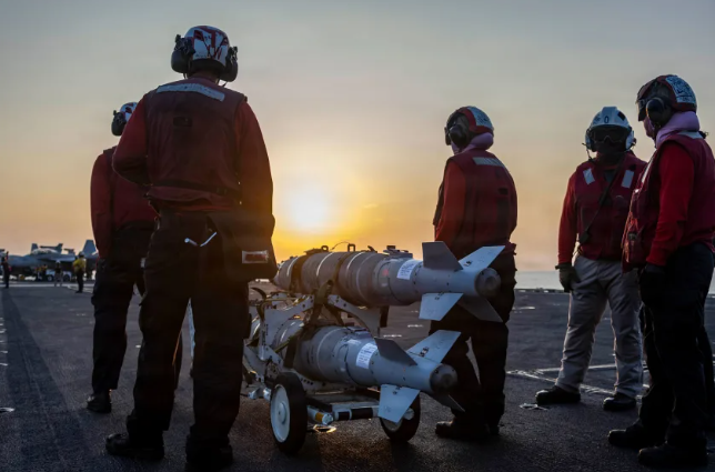 美国会在伊朗部署地面部队吗?美国人怎么看,又意味着什么
