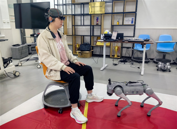 我国脑机接口技能新自便 宅心念截止机器狗