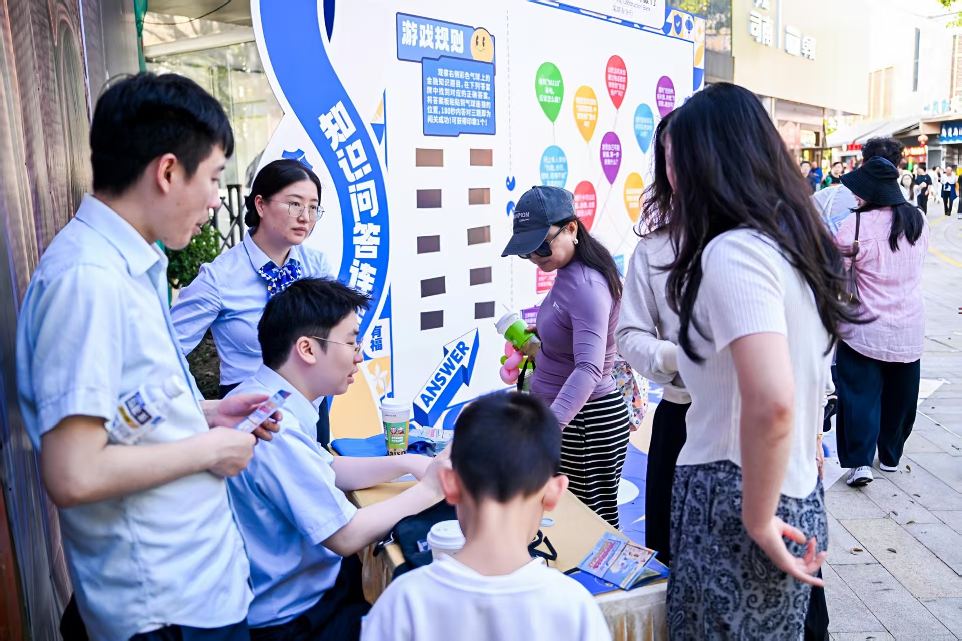 深圳建行创新开展“四个一”金融宣传教育行动，为“两司两员”筑牢消保“防护网”