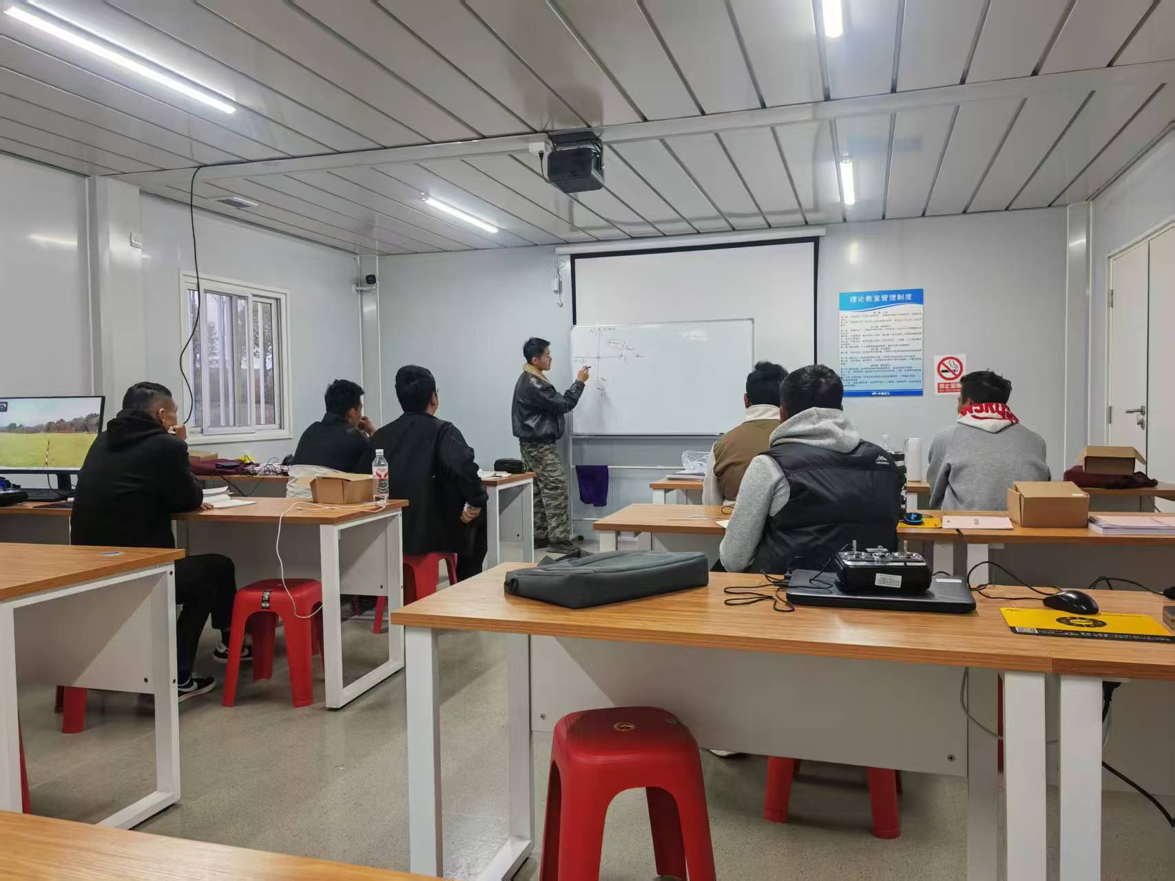 “飛”常新鮮，涼山松茸出山不再難