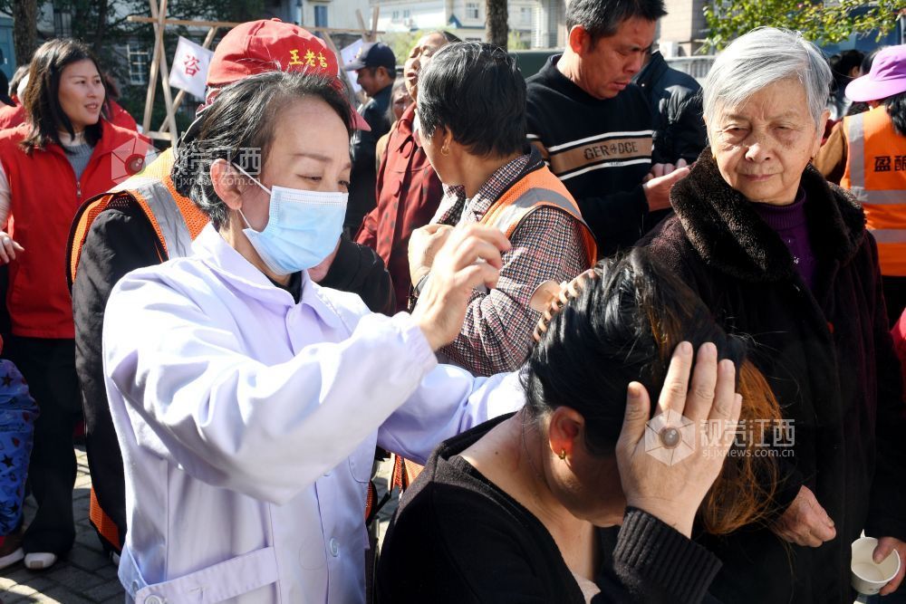 江西南丰：中医养生进社区（图）