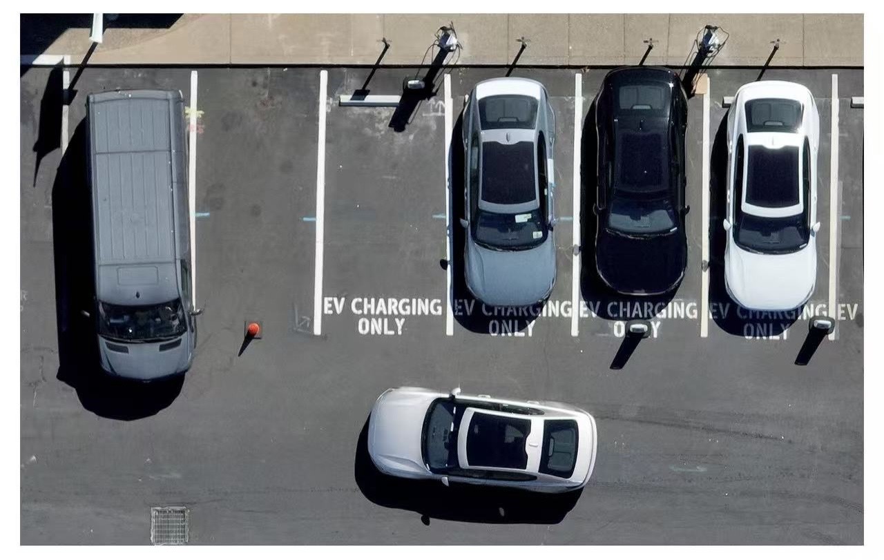 中国车企卷快充，美国“正努力追赶”？