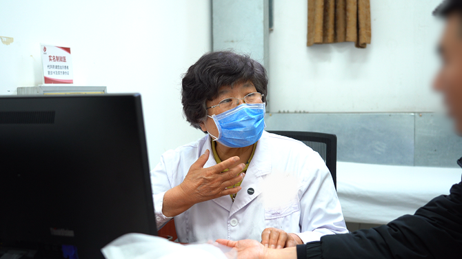 智塑未来, 行医半世暖患者心 北京融科医院中医专家王秀珍践行医者仁心