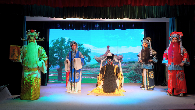 灵台县灯盏头剧《包公赔情》剧照