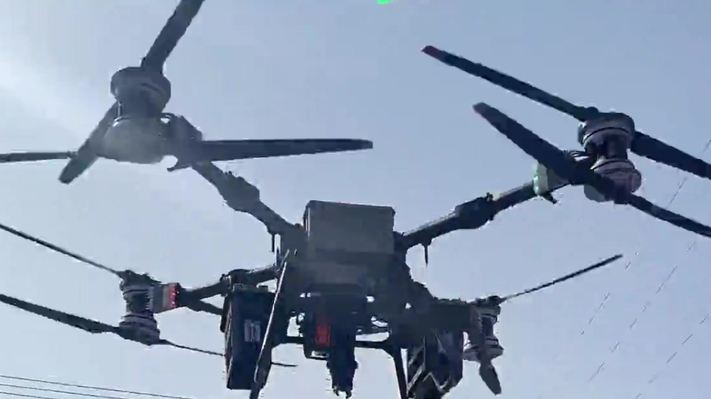 甘肃庆阳低空无人机物流试点航线首飞　效率提升近七成
