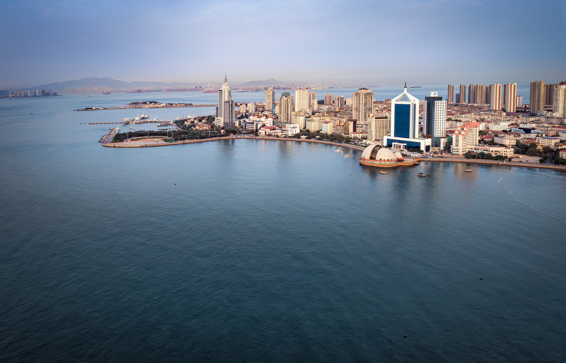 蓝色疆域角逐悄然升级 青岛海洋经济圈加速发展