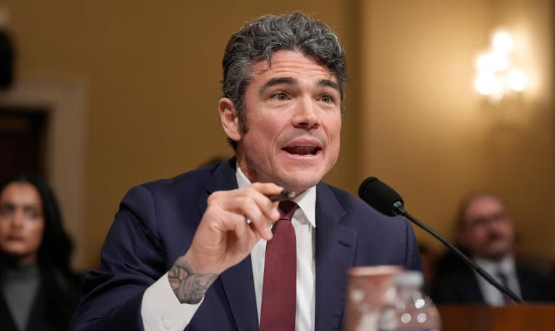 首个高官因反对伊朗战争辞职,特朗普回应