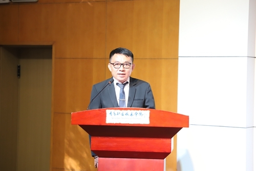 西拉麦特&middot;帕查拉阿里亚通代表泰方院校致辞