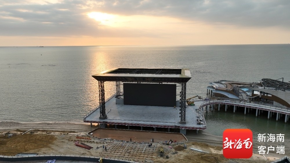 2026年海南“三月三”东方主会场海上舞台建设现场。东方市融媒体中心供图