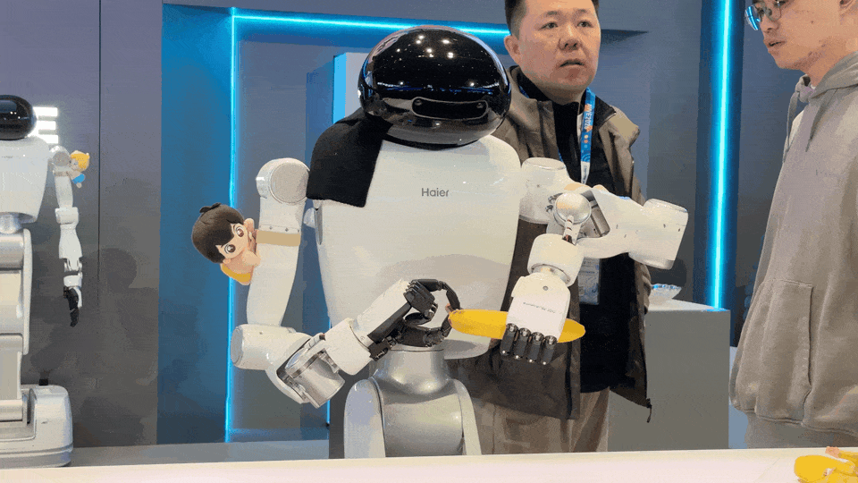 要不是逛过这个展 我真以为机器人能做家务了