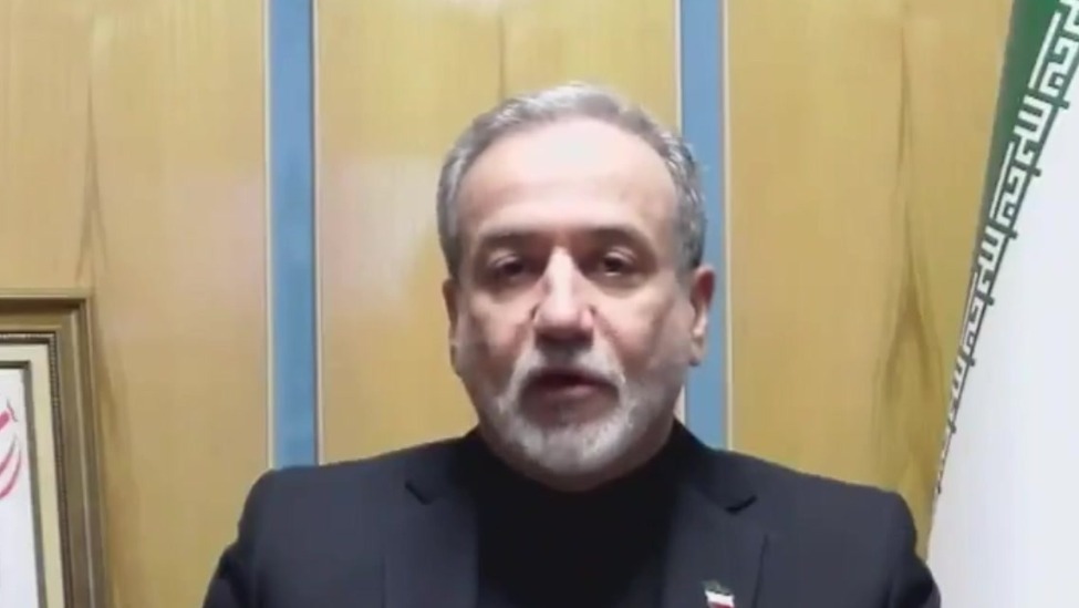 伊朗外长：人们被杀害只是因为特朗普想找乐子