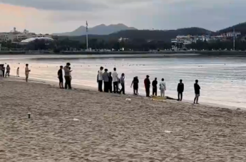 三亚大东海有男子溺亡，警方辟谣