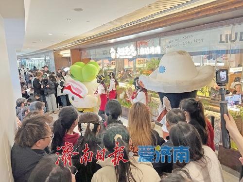 流浪泡泡山东首店开业火爆