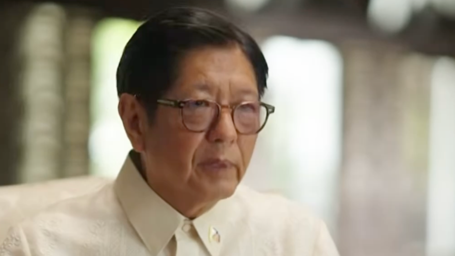 菲律宾总统马科斯：中方没有趁乱牟利，反而给我们提供很大帮助