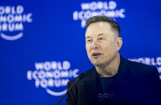 为SpaceX万亿美元IPO铺路,马斯克对X平台挥出裁员重组大刀