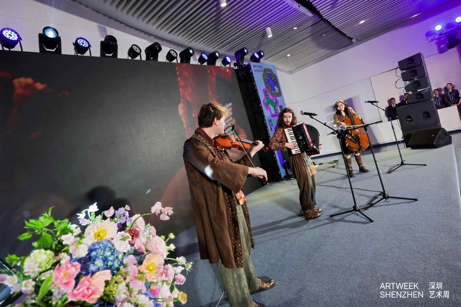 百余家机构全城联动,四大单元与重磅展览共绘湾区艺术共生图景
