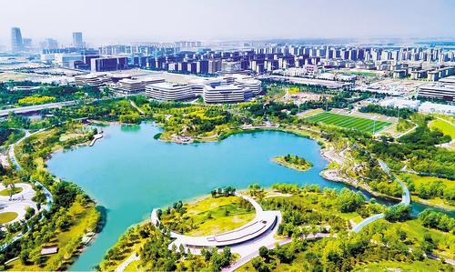 2025年5月31日航拍的雄安新区启动区中央绿谷公园。这里被称为雄安新区的“生机客厅”，尽显未来之城生态之美。 中国雄安集团生态建设投资有限公司综合办公室宣传员 马腾芸摄