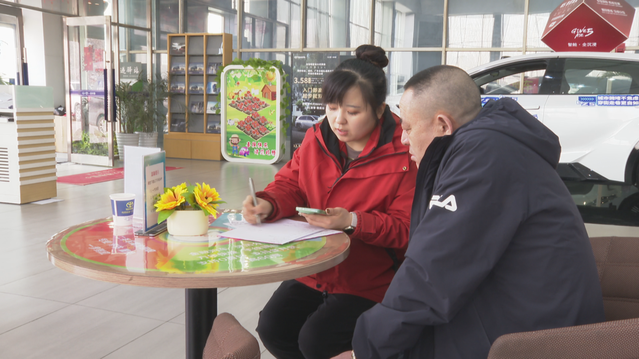 鸡西&middot;兴凯湖“龙抬头&middot;惠享生活”促消费活动现场