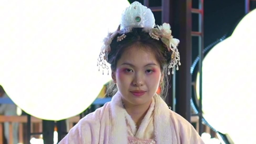 只是在开封坐个船，一不小心就“穿越”回宋朝了丨原来你是这样的河南