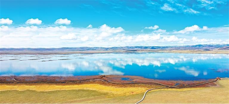 碌曲尕海湖 马伊星