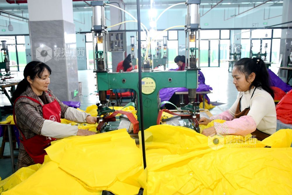 江西南丰：忙生产力争“开门红”（图）