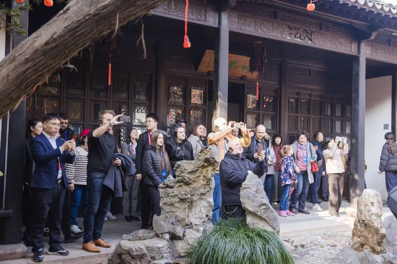 开放无锡，正把江南穿成世界的“高定”！