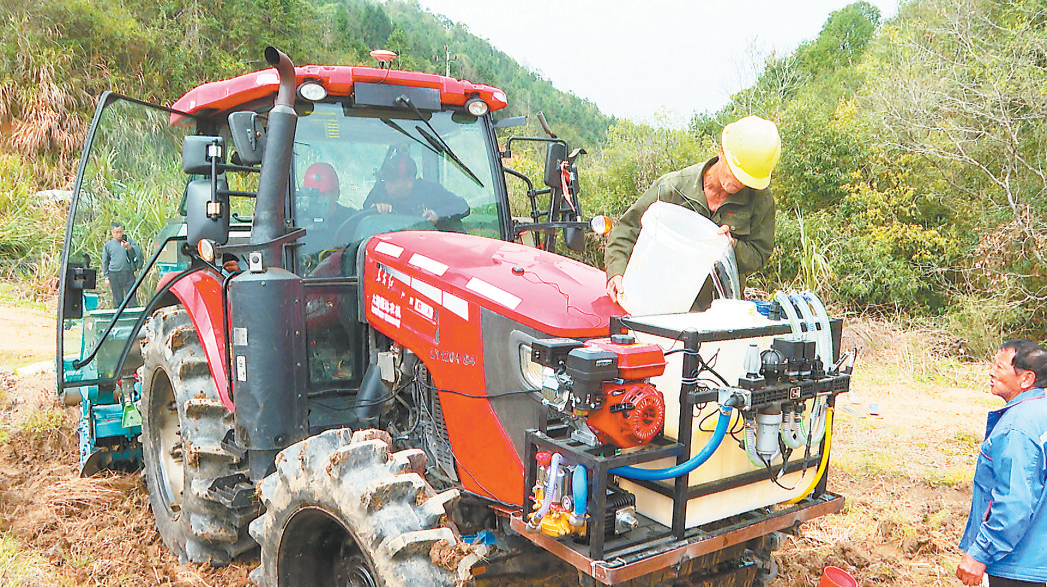 农资先行、农机助力、科技赋能，抚州各地奏响春耕“进行曲”