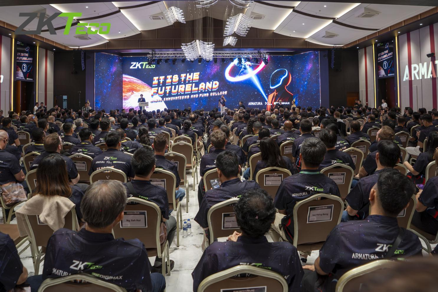 熵云脑机夏令营:探索脑机接口前沿科技,解锁“意念操控”新体验