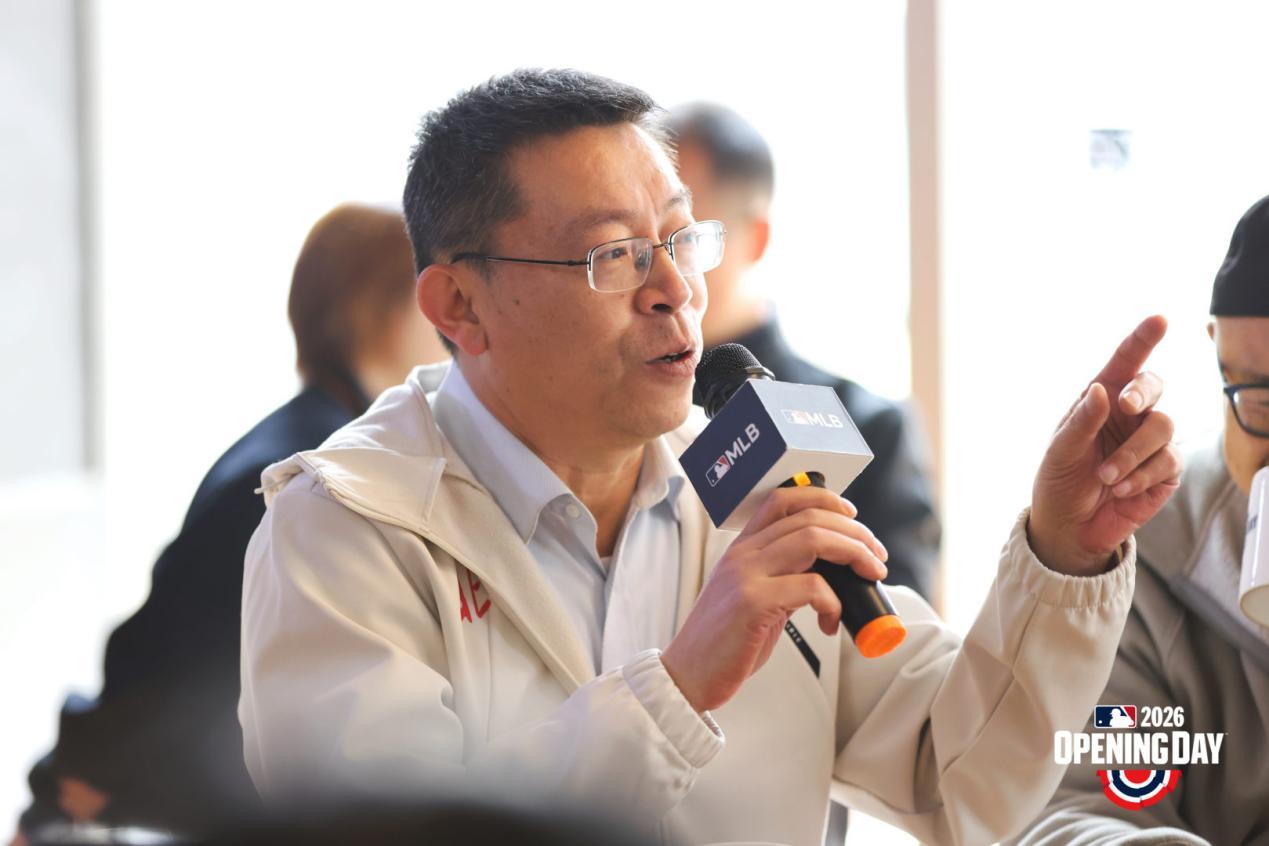 媒体在现场与祁冬交流