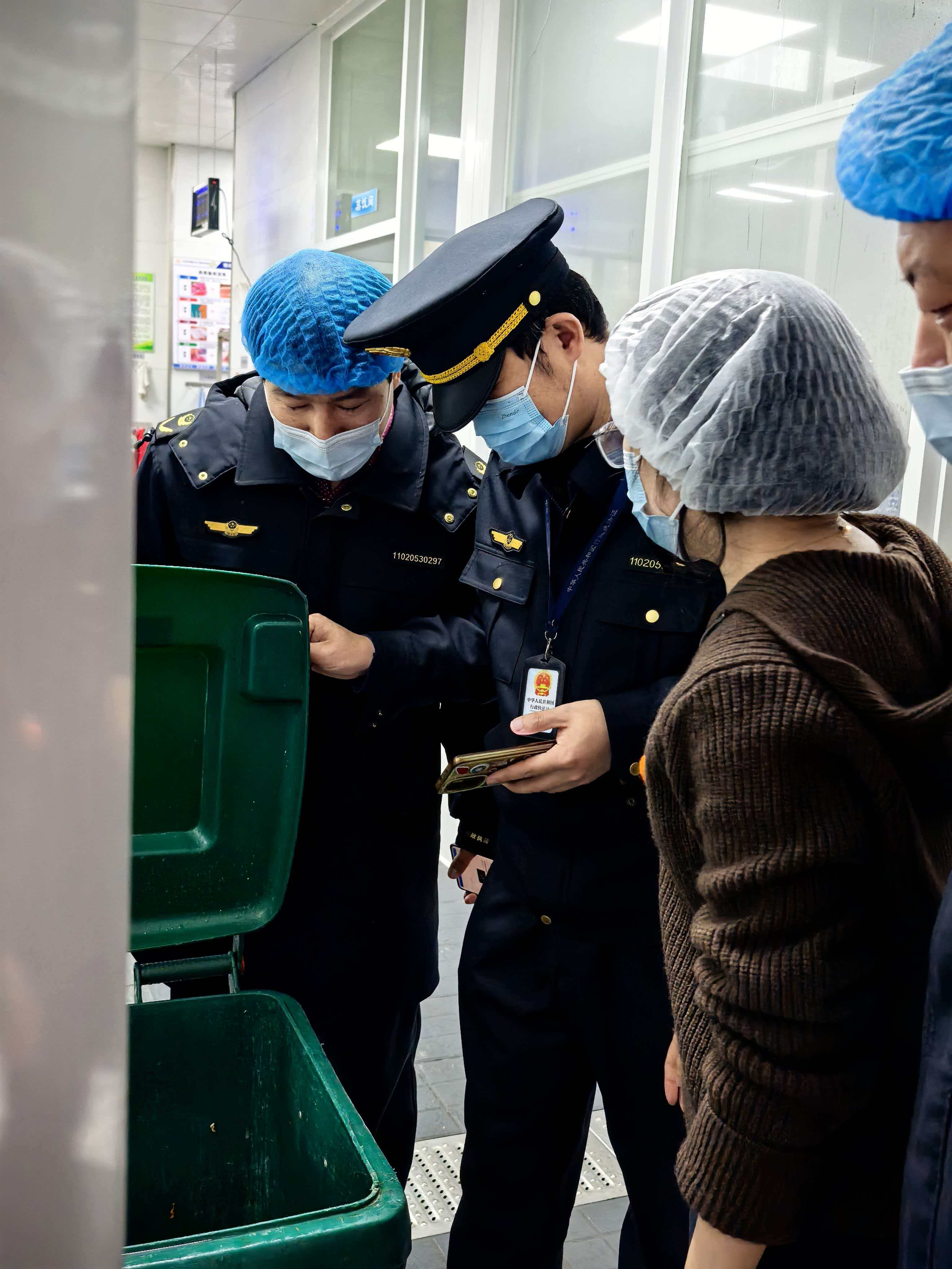 内融外联 鄞州“综合查一次”倾情守护校园食堂安全