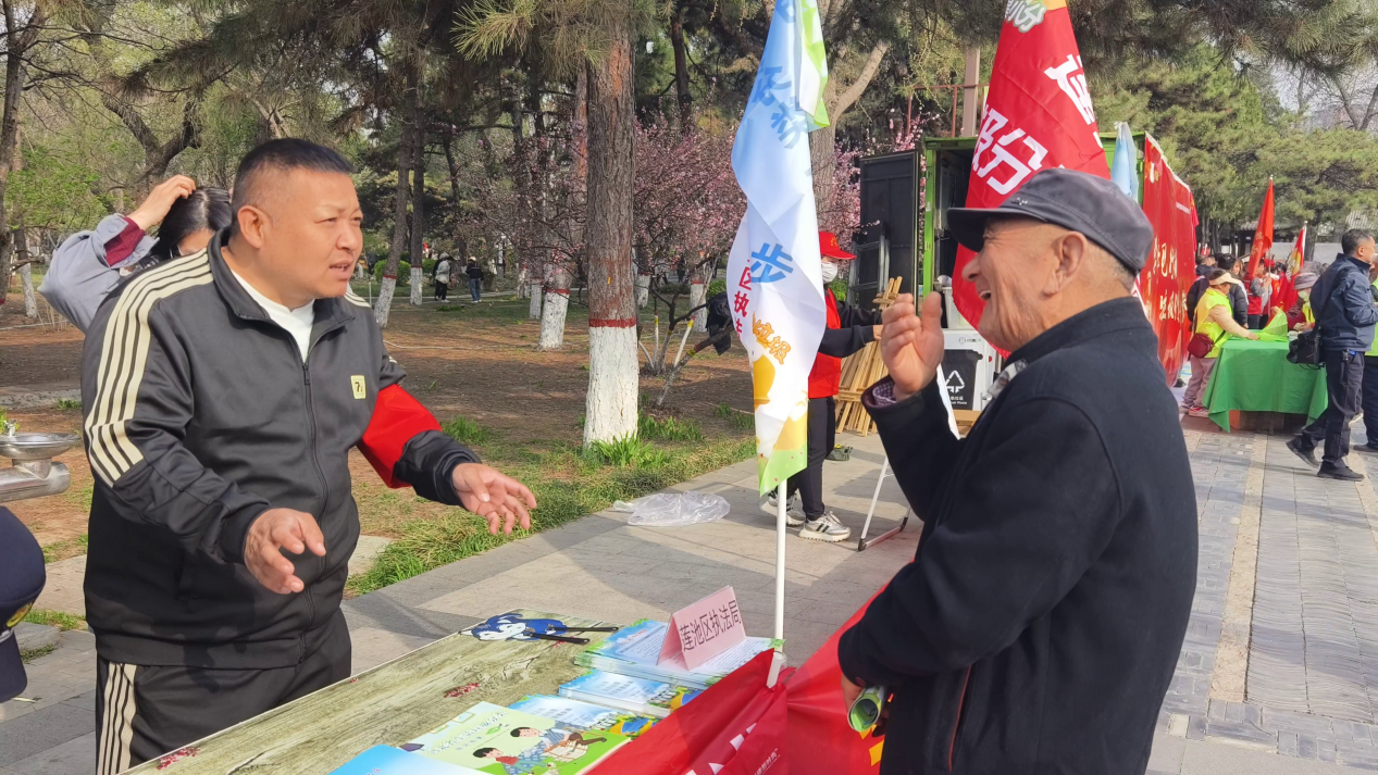保定：志愿携手主题宣传，推动垃圾分类“好风尚”变为“好习惯”