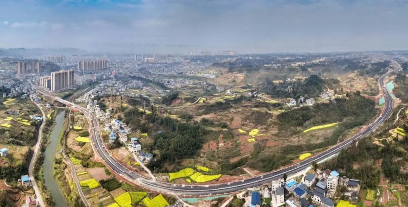 龙山走出了新路子。