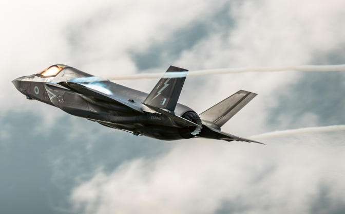 美国F-35飞行员被曝在对伊作战中受伤