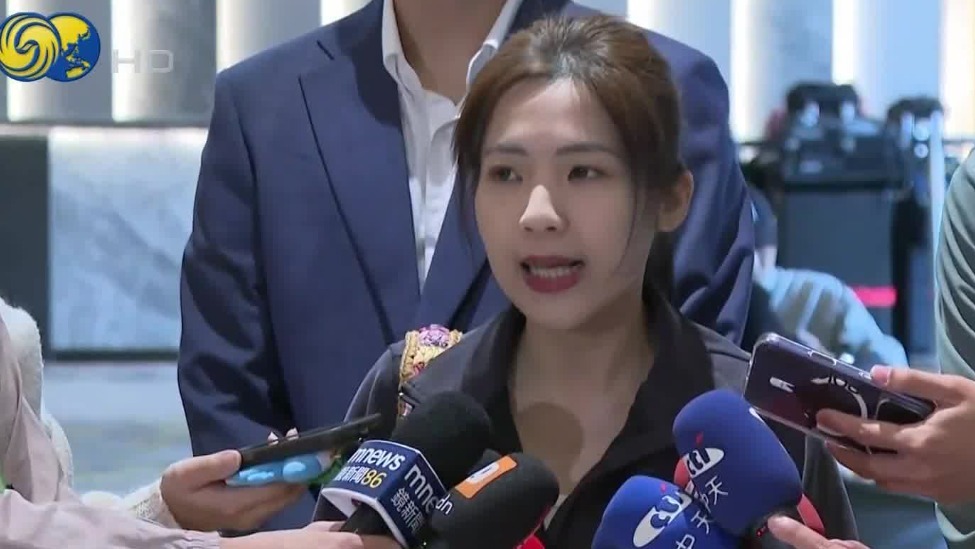 蓝营“立委”邀朱立伦餐叙，军购路线角力再起