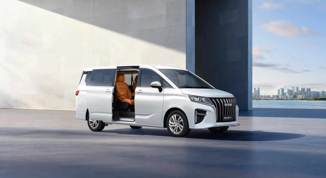 2026款锐胜王牌M7自动挡及宿营车上市 官方指导价8.98万元