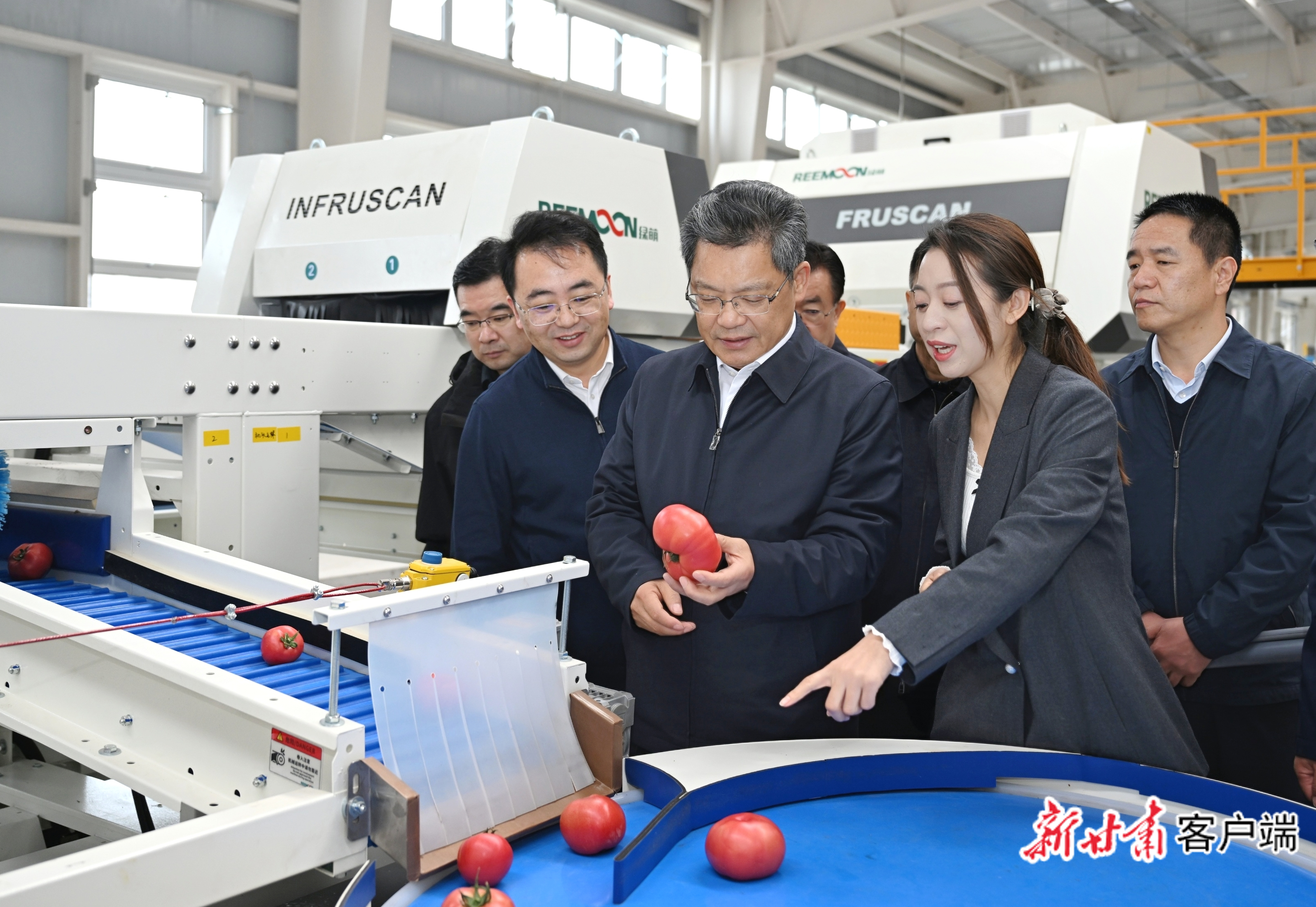 3月24日至25日，省委副书记、省长任振鹤在平凉市调研。新甘肃&middot;甘肃日报记者　盛学卿