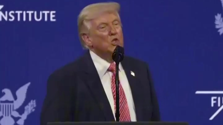 特朗普：看看中国的制造业，你必须得尊重