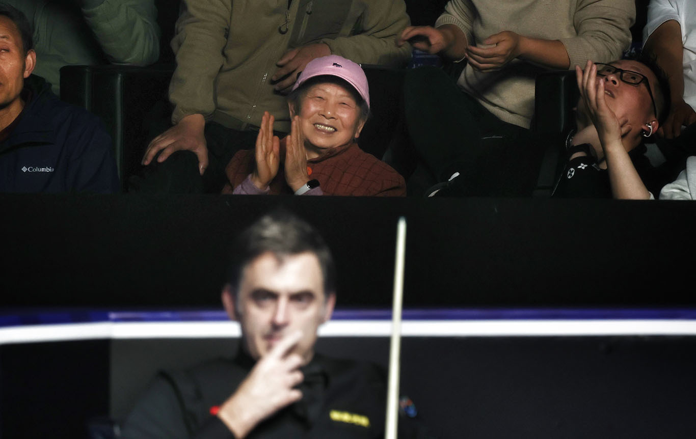 ▲奥沙利文略显落寞。