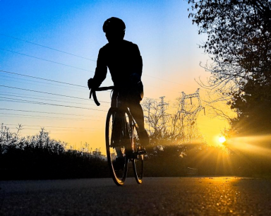 湖北：“15分钟健身圈”绘就健康生活新图景