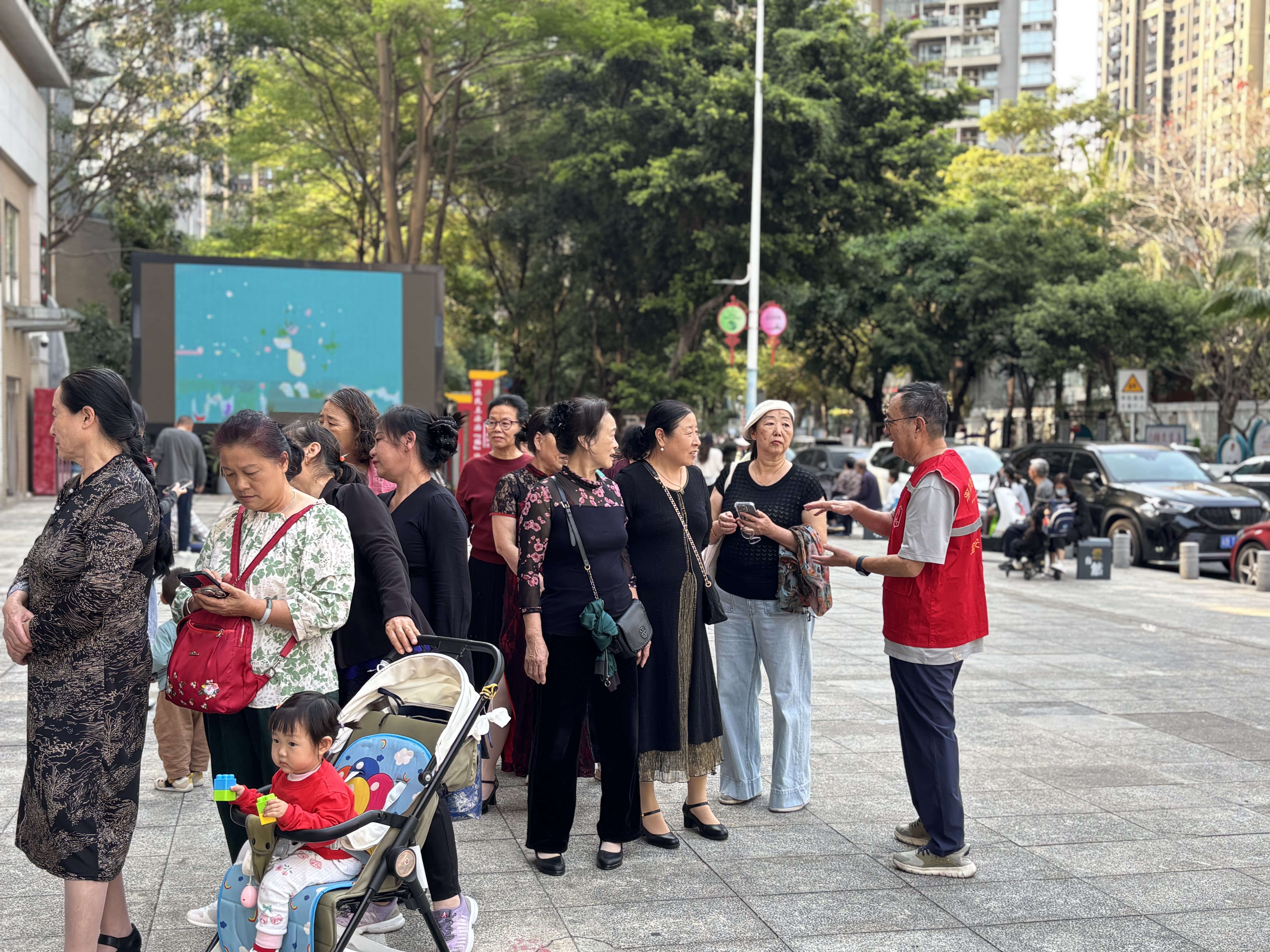 文/凤凰网深圳 陈婉霖 实习生 彭紫滢